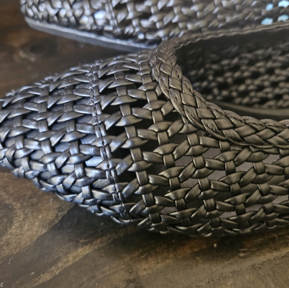 NWOB Seychelles Elegant Black Woven Women's Flats - Picture 3 of 4